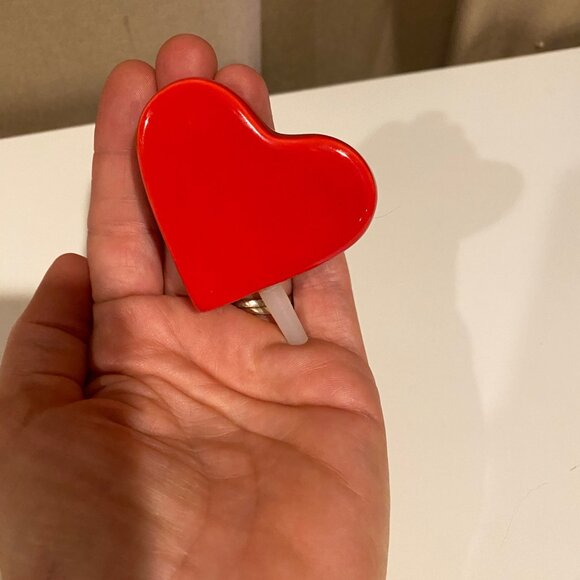 Nora Fleming Mini “Be Mine” Red Heart Platter Charm Figurine - Picture 4 of 5